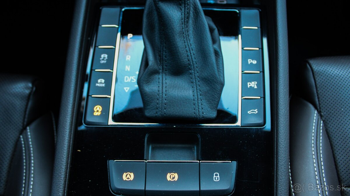 Škoda Superb Combi 2.0 TDI SCR L&K 4x4 DSG, Slovenské auto - 16