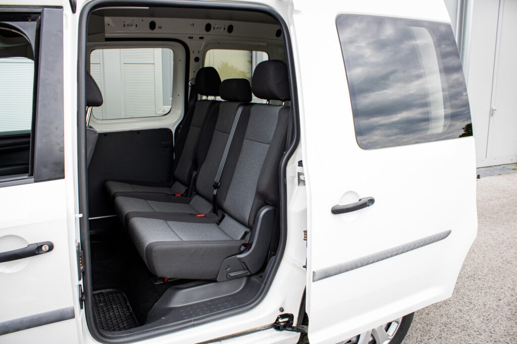 Volkswagen Caddy 2.0 TDI AT/6 - 16