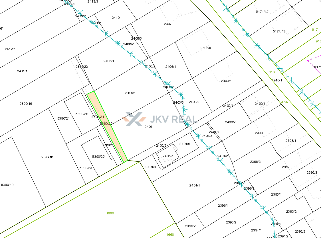 Na predaj pozemok o rozlohe 1 449 m² so záhradou a studňou v - 16