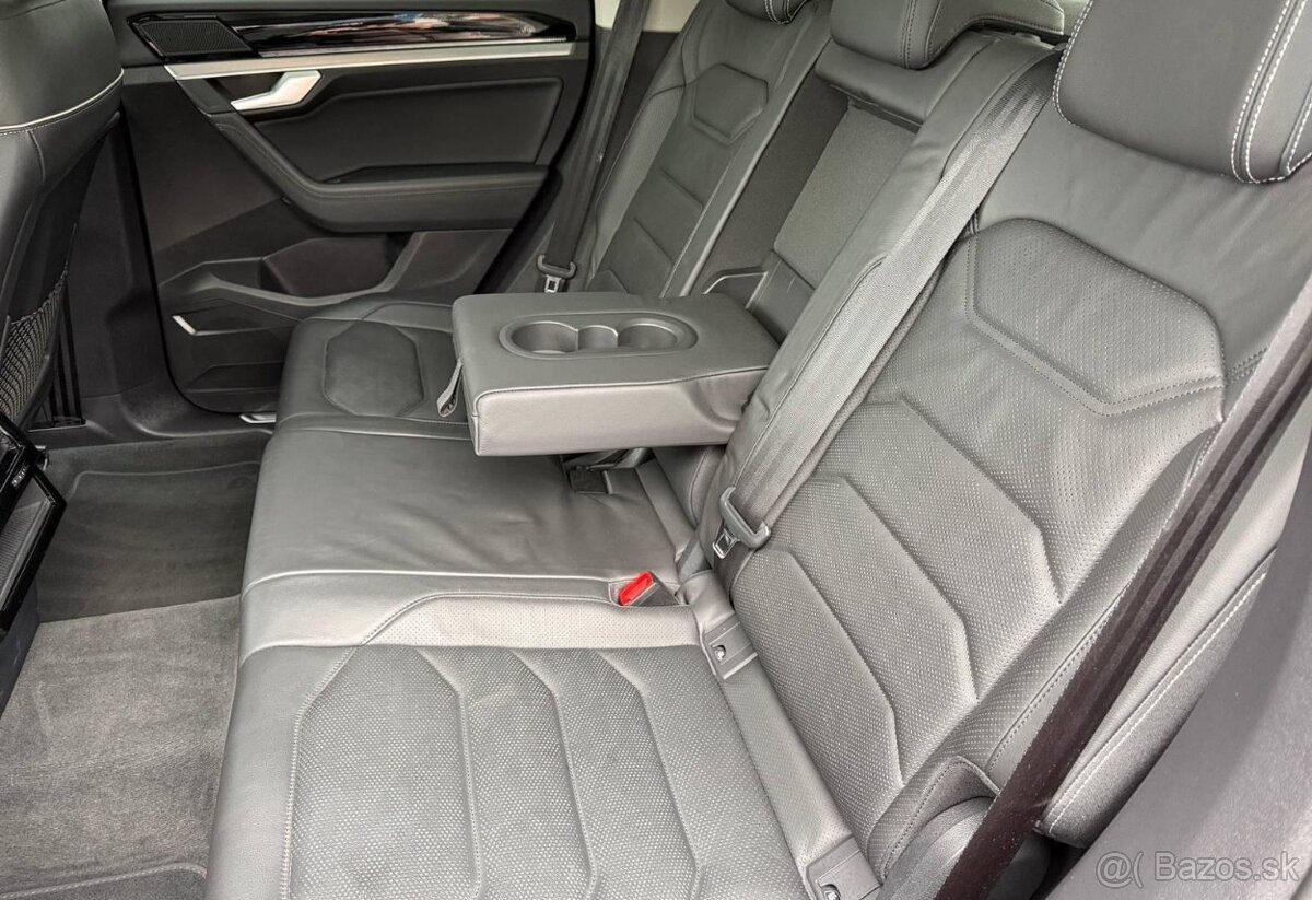 Volkswagen Touareg 3.0TDI V6 4Motion ELEGANCE - 16