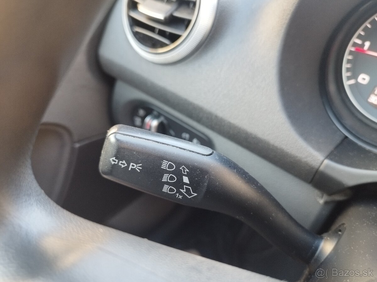 Audi A3 Sportback 1.6 TDI, Attraction, rok výroby: 2011 - 16