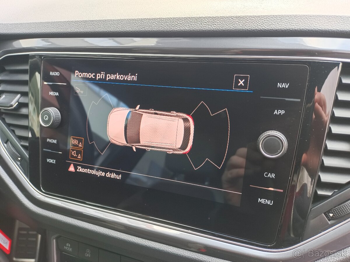 VW T-Roc Sport 1.5TSI 110kW DSG ACC - záruka Autodraft - 16