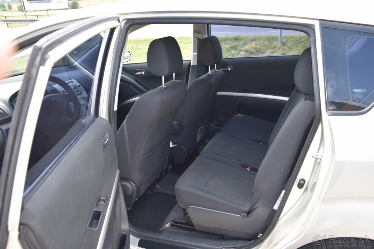 Toyota Corolla Verso 2.0 D-4D Base - 16