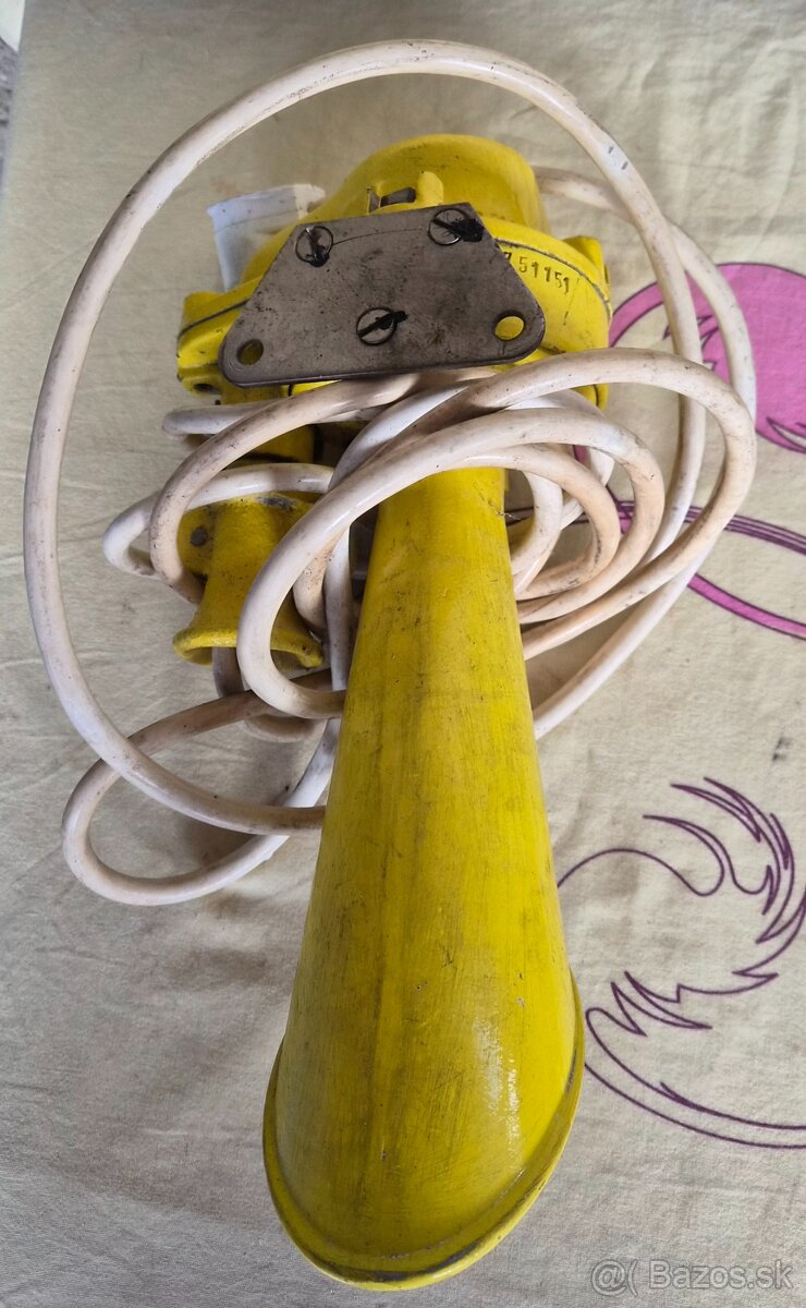 Retro liže a iné - 16