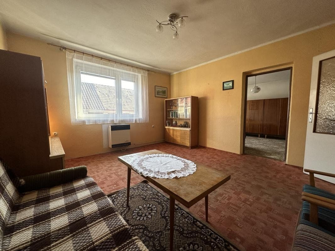 Ponúkame na predaj starší bungalov v Brusne - 16