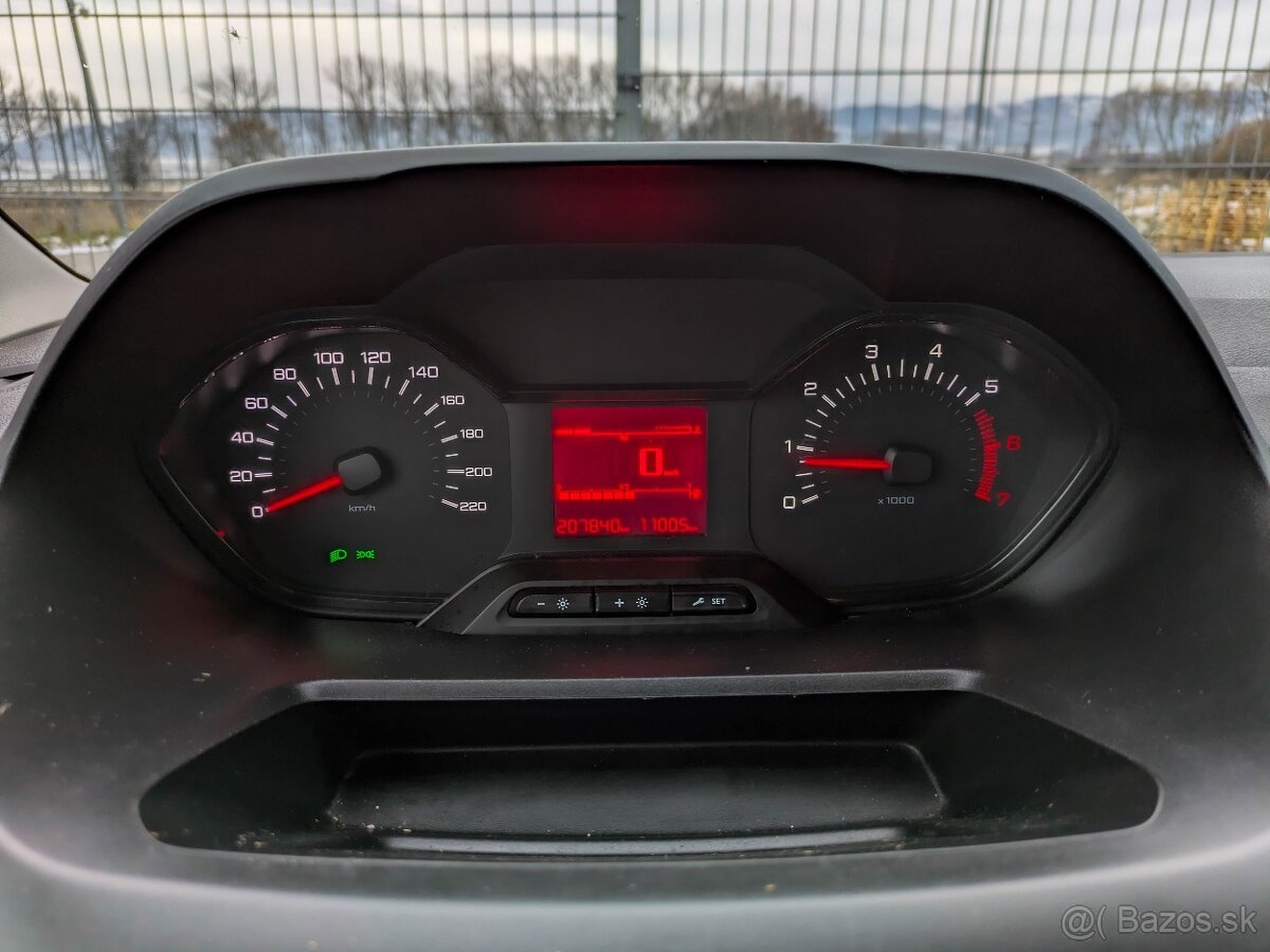 Peugeot Partner L1 1.6 BlueHDI 73kW - 16