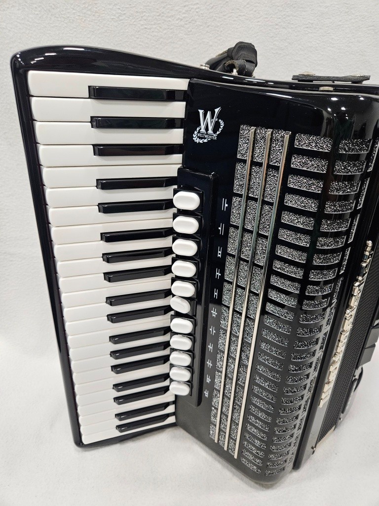 akordeon Weltmeister Saphir 120 basovy - 16