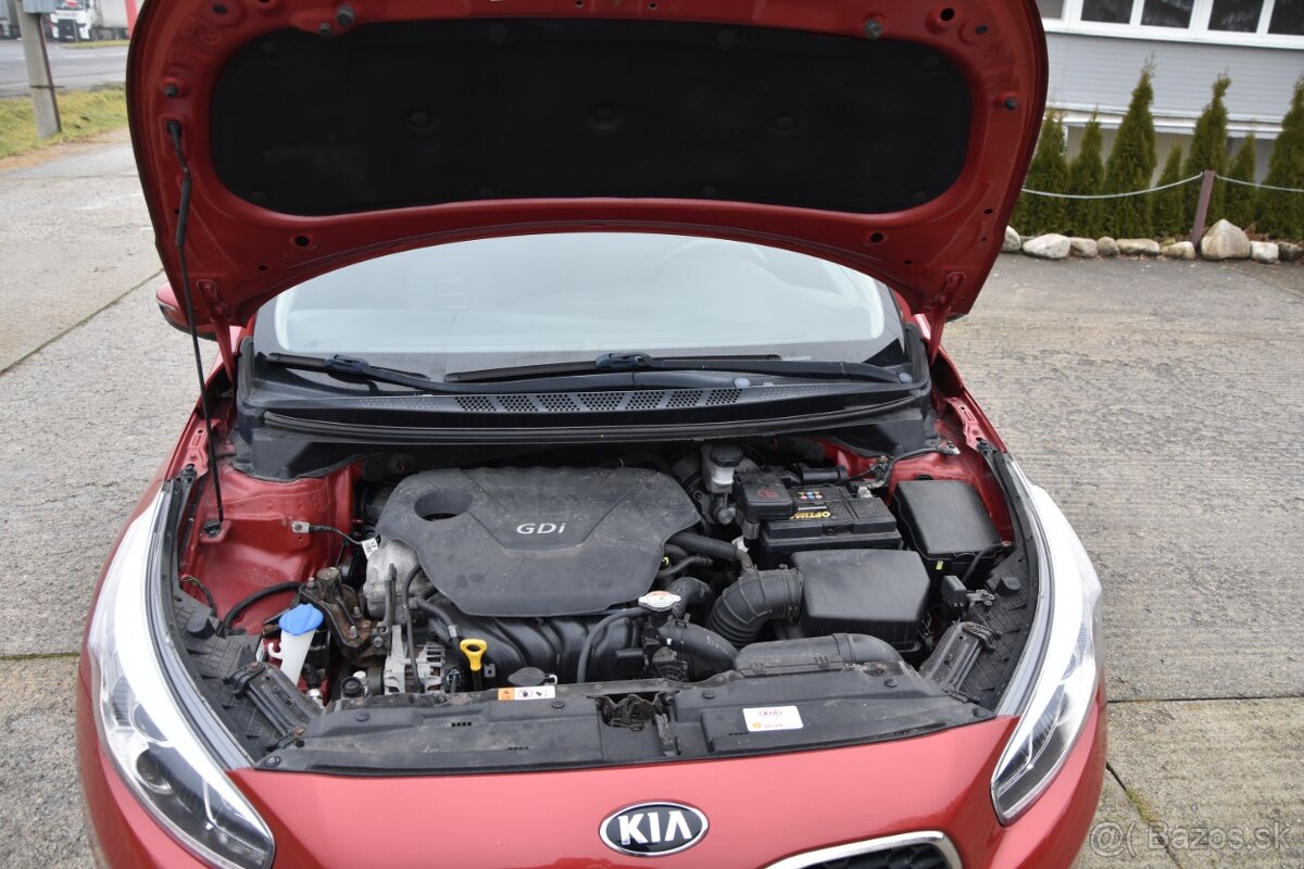 Kia Cee´d SW 1.6 GDI LX/Silver - 16