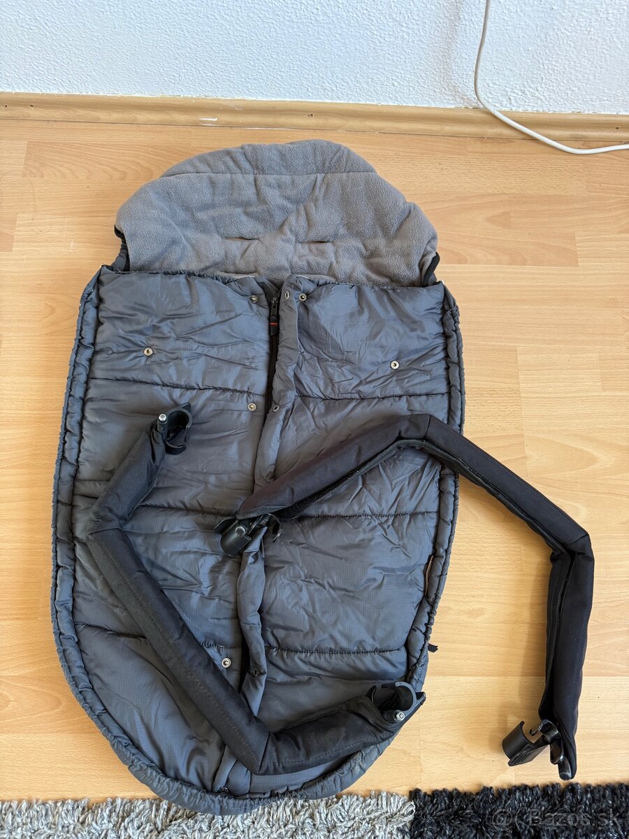 Mountain Buggy Plus One pre dve deti - 16