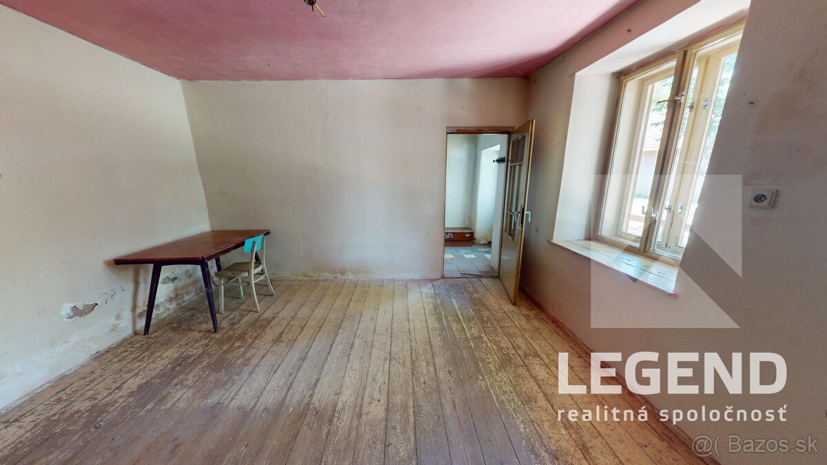 RD Svodín, krásny pozemok 1317 m2, tichá ulička, ovocný sad - 16