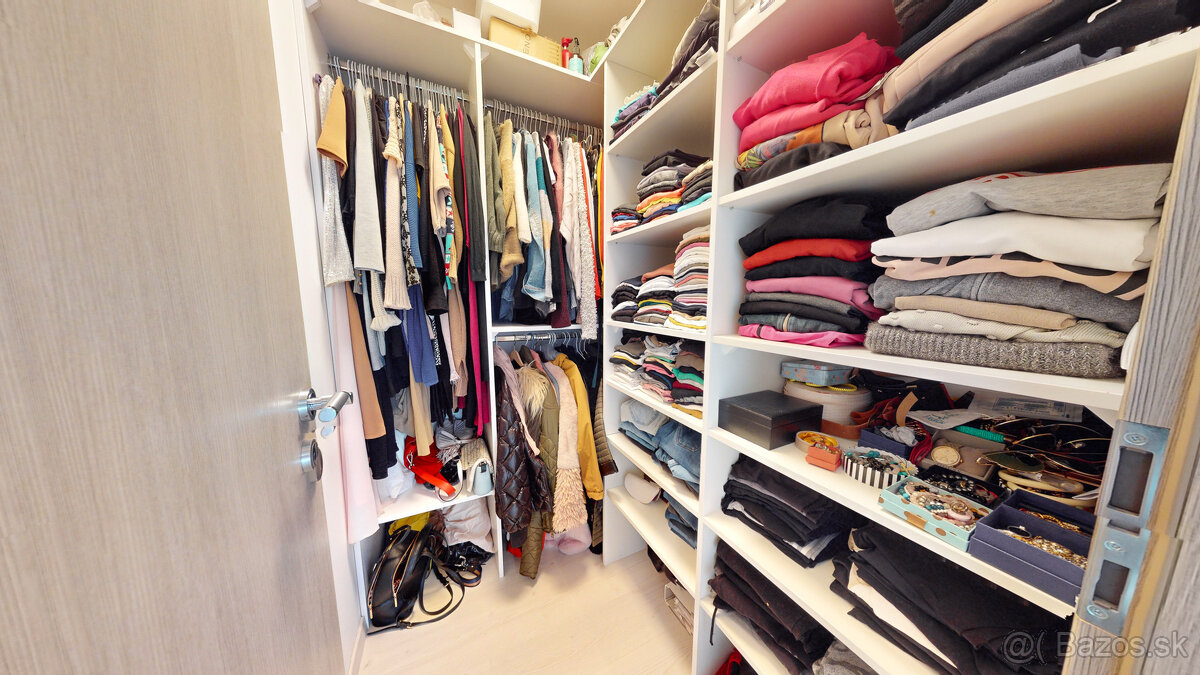 Na predaj priestranný 4-izbový dom v Stupave - 16