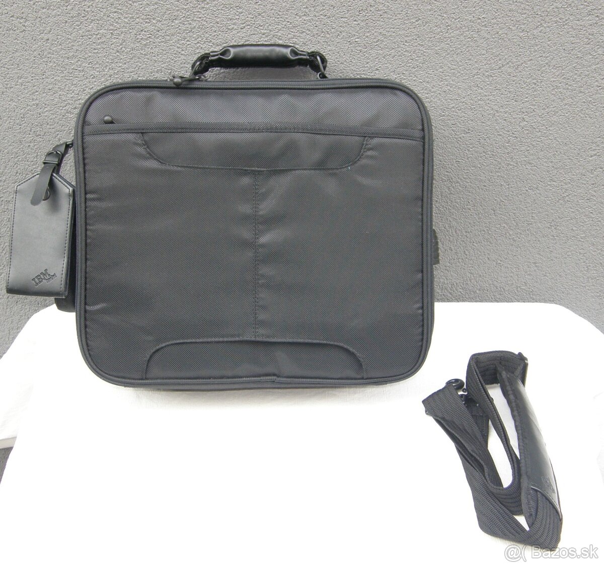 Taška na 1-2 notebooky - IBM Expander (rozšíriteľná), nová - 16