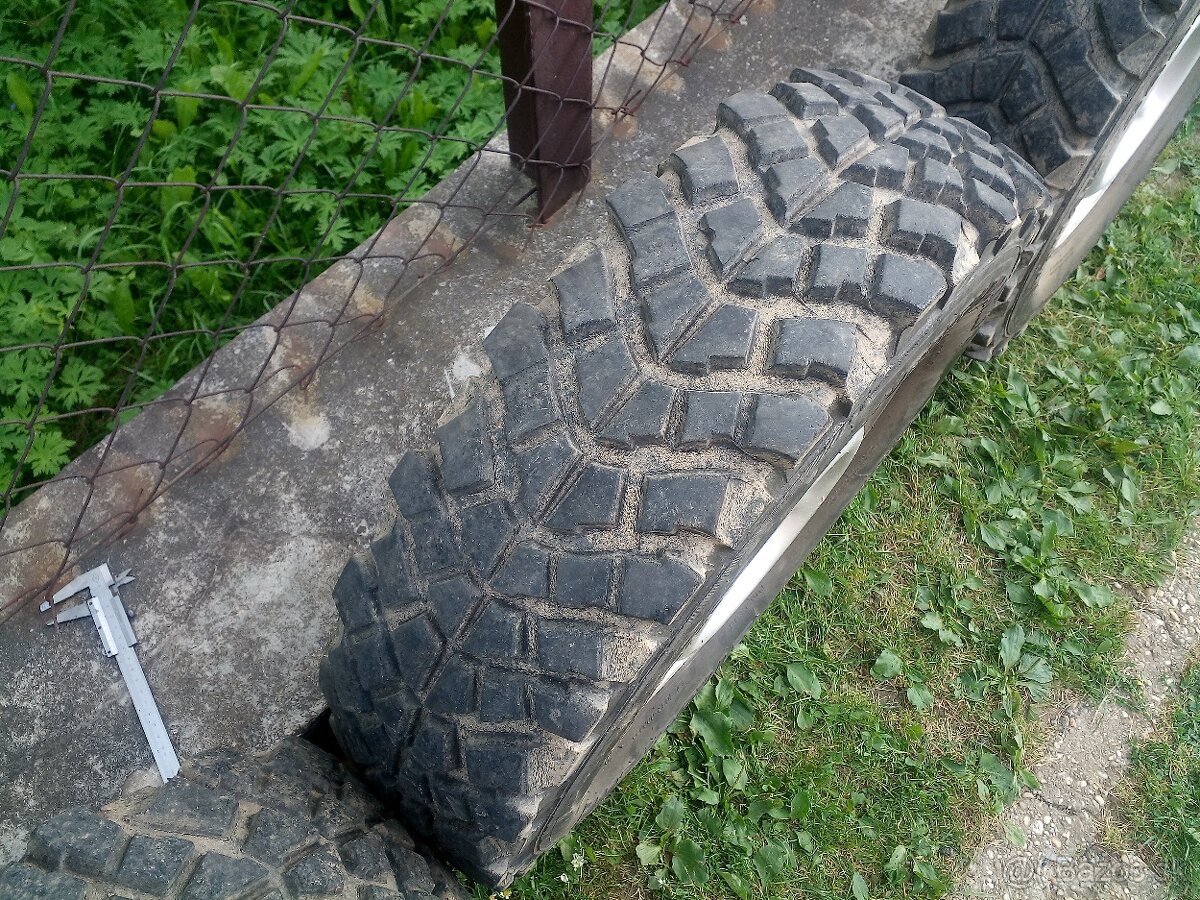 Lada Niva 1.7 (4x4) - 16