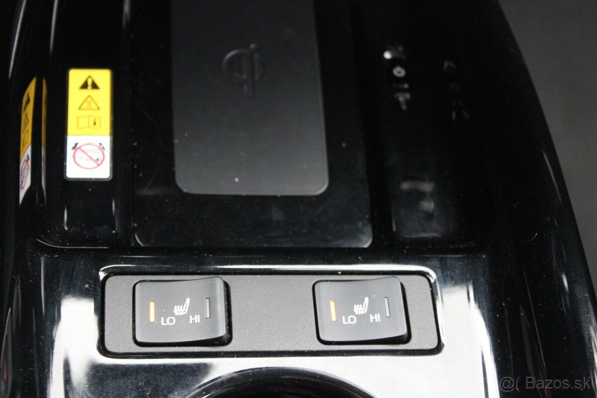 Toyota Prius 1.8 Plug-in Hybrid Executive - 16