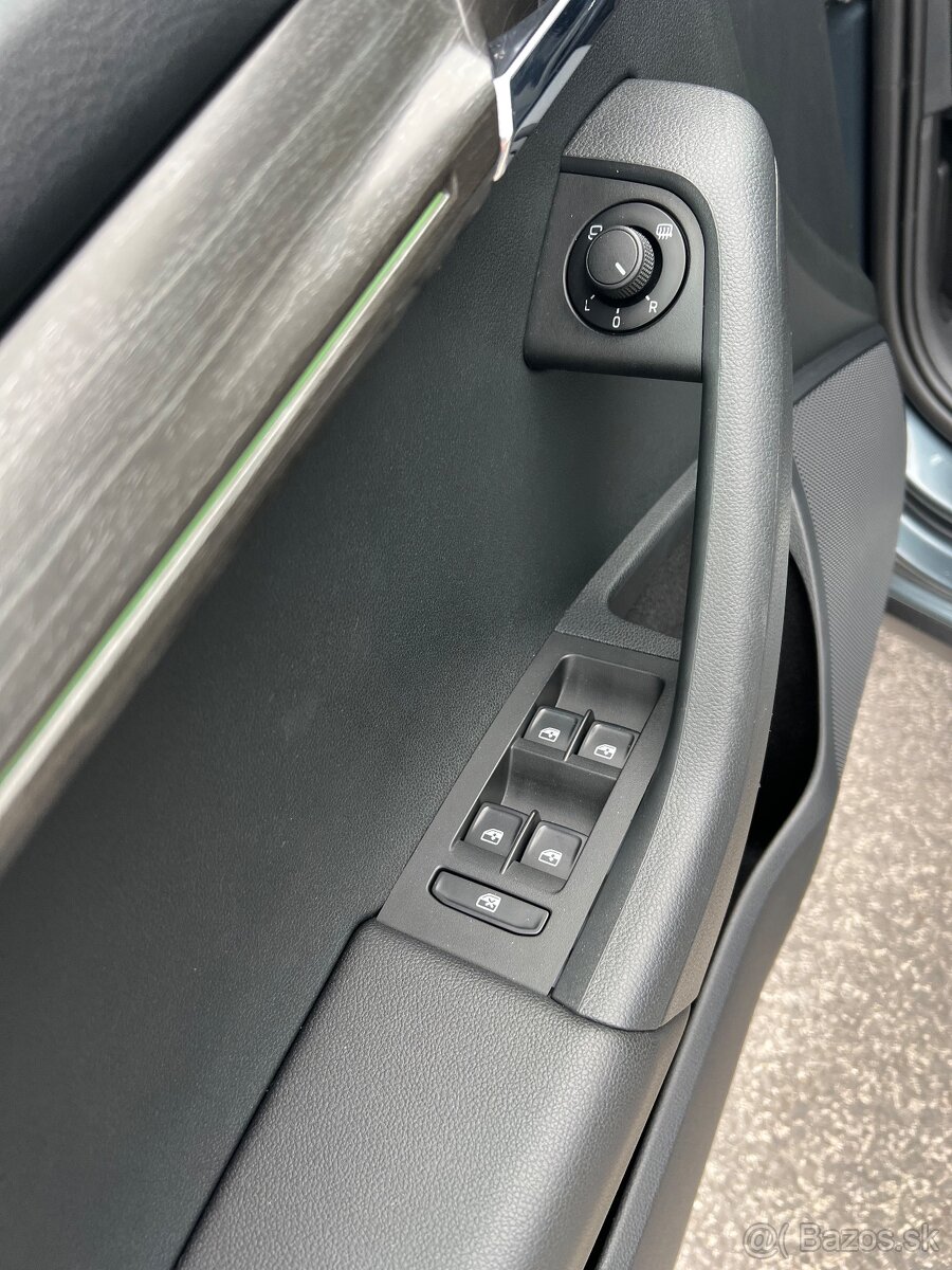 Škoda Octavia 3 facelift Scout 2018 dsg 4x4 - 16