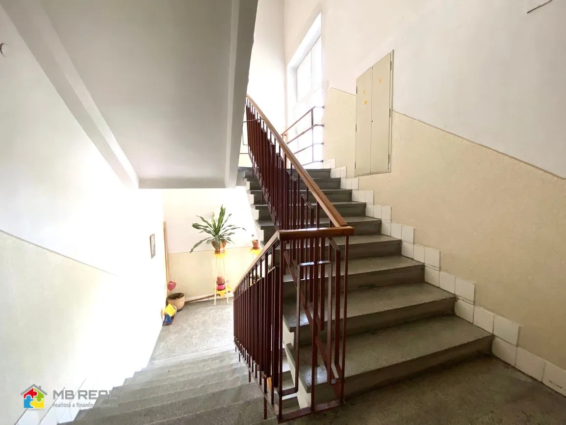 REZERVOVANÉ - Jednoizbový byt, Banská Bystrica, Sídlisko - 16