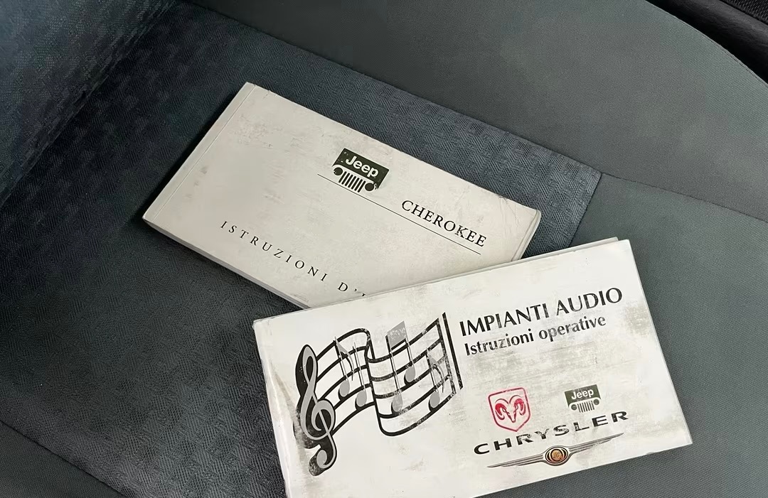 JEEP CHEROKEE 2.8 CRD SPORT - 16