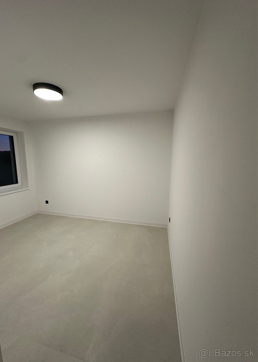 RABČA - predaj domu blízko centra - 16