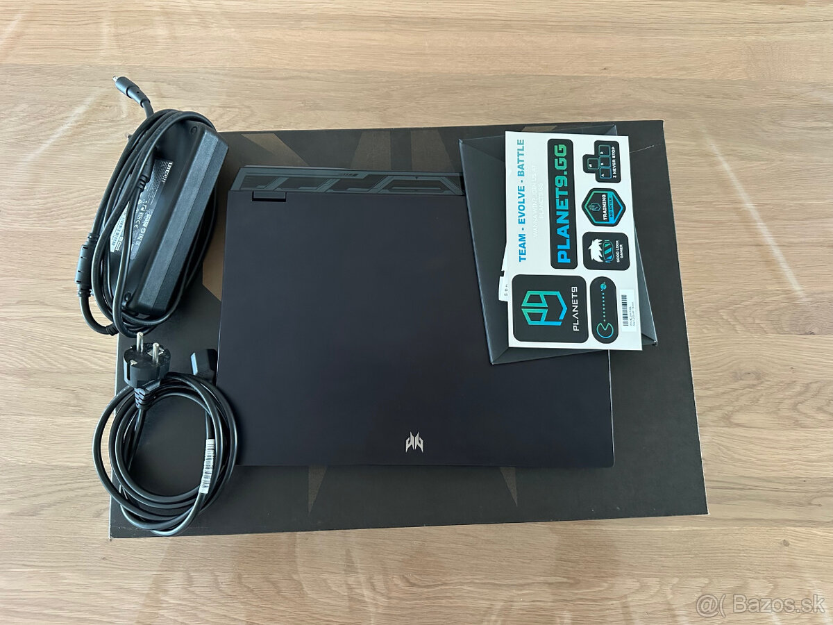 Herny notebook ACER Predator Helios 16 Abyssal Black ZARUKA - 16