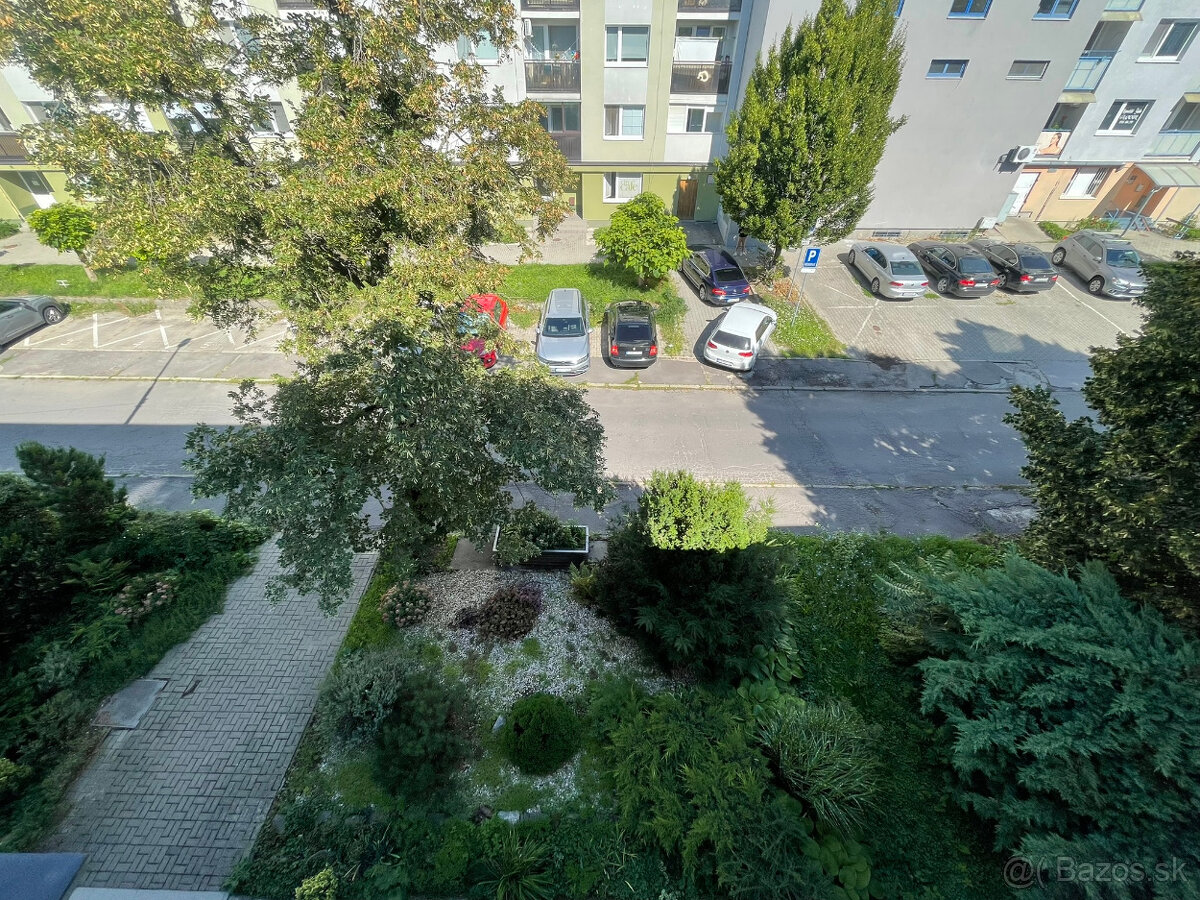 Predaj - 2- izbový byt v centre mesta Šaľa - 16