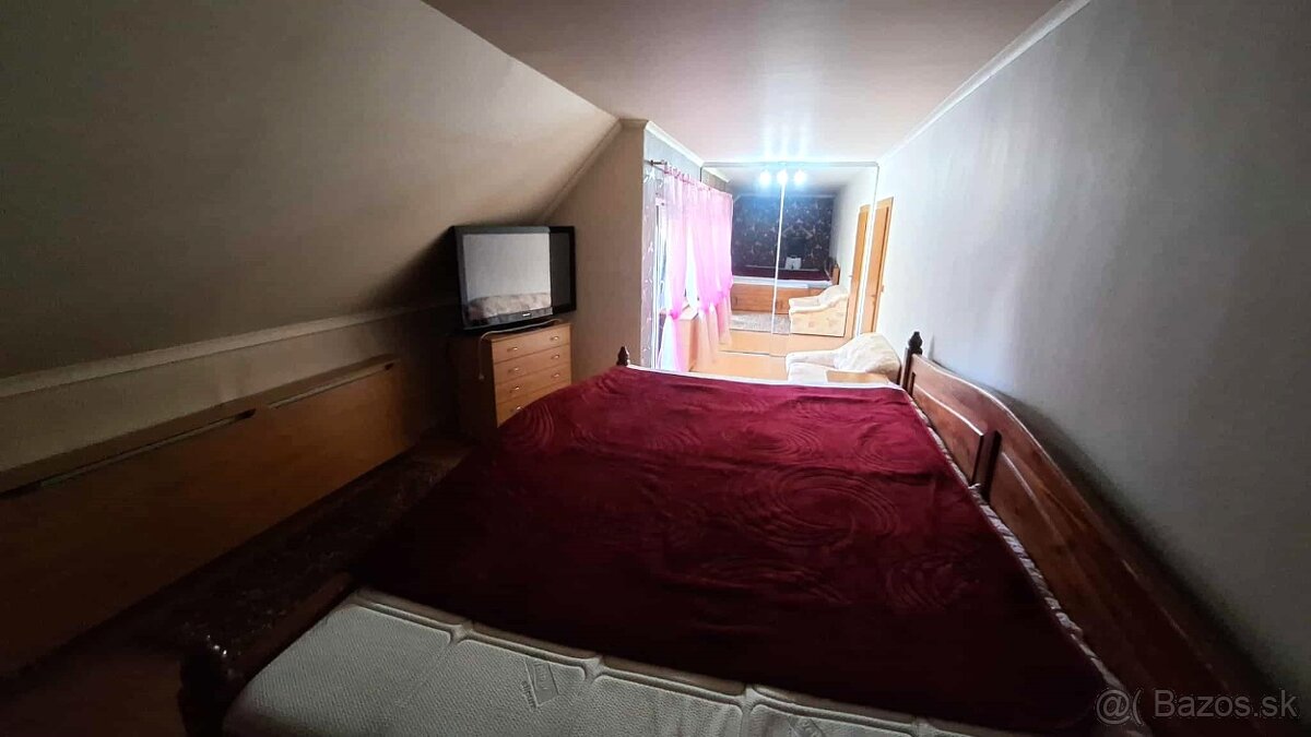 PREDAJ-Kompletne prerobený 5 izb.RD s garážou v Komárne - 16