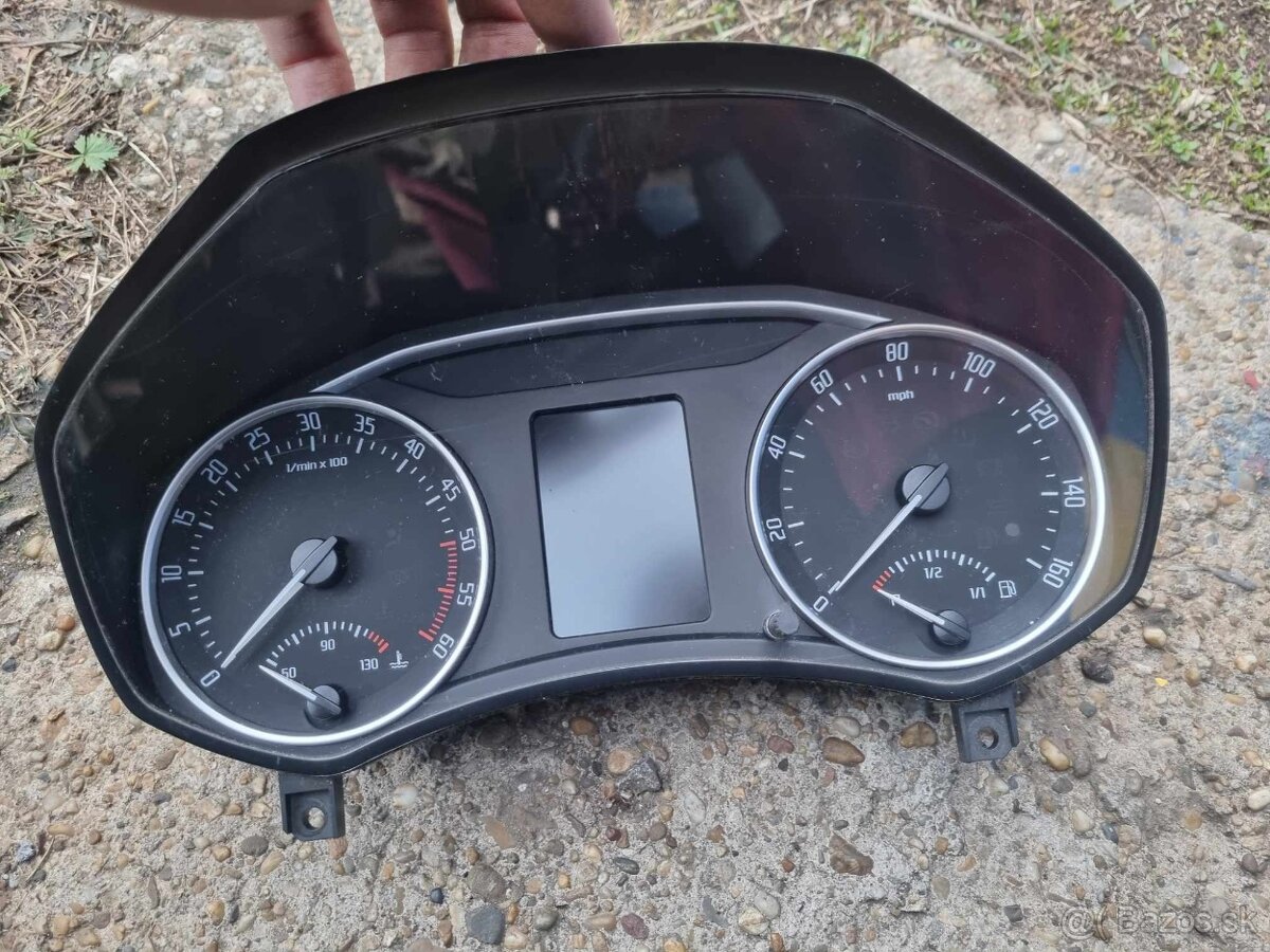 PREDAM BUDIKY SKODA OCTAVIA 2 - 16