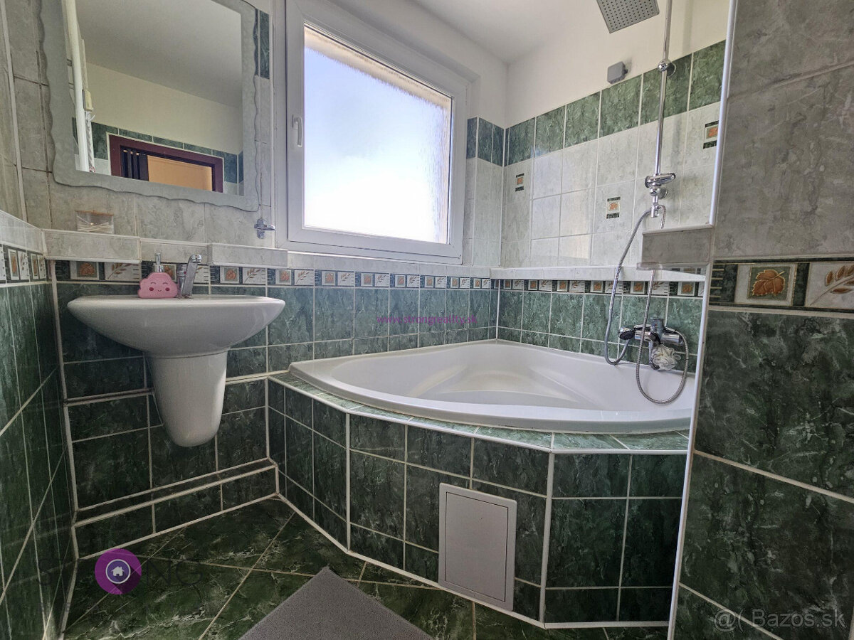 3 izb.byt s loggiou v severnej časti mesta DS - 16