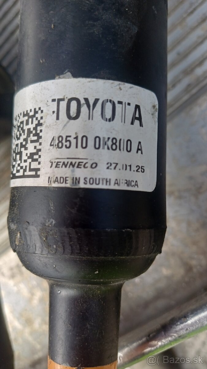 Toyota Hilux 2020-25 - 16