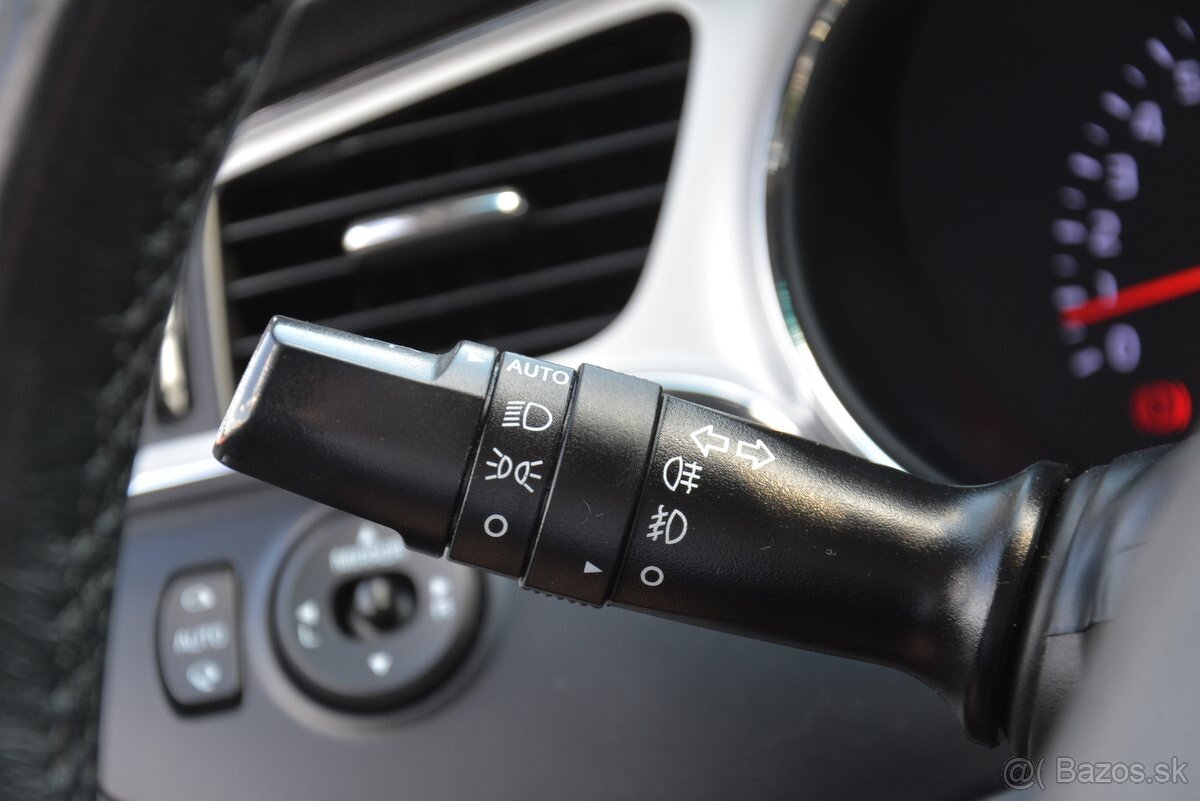 KIA Ceed 2015 1.60 1 majiteľ, SR voz. - 16