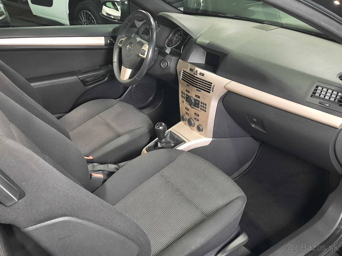 Opel Astra Cabrio 1,6-16v Twin Top - 16