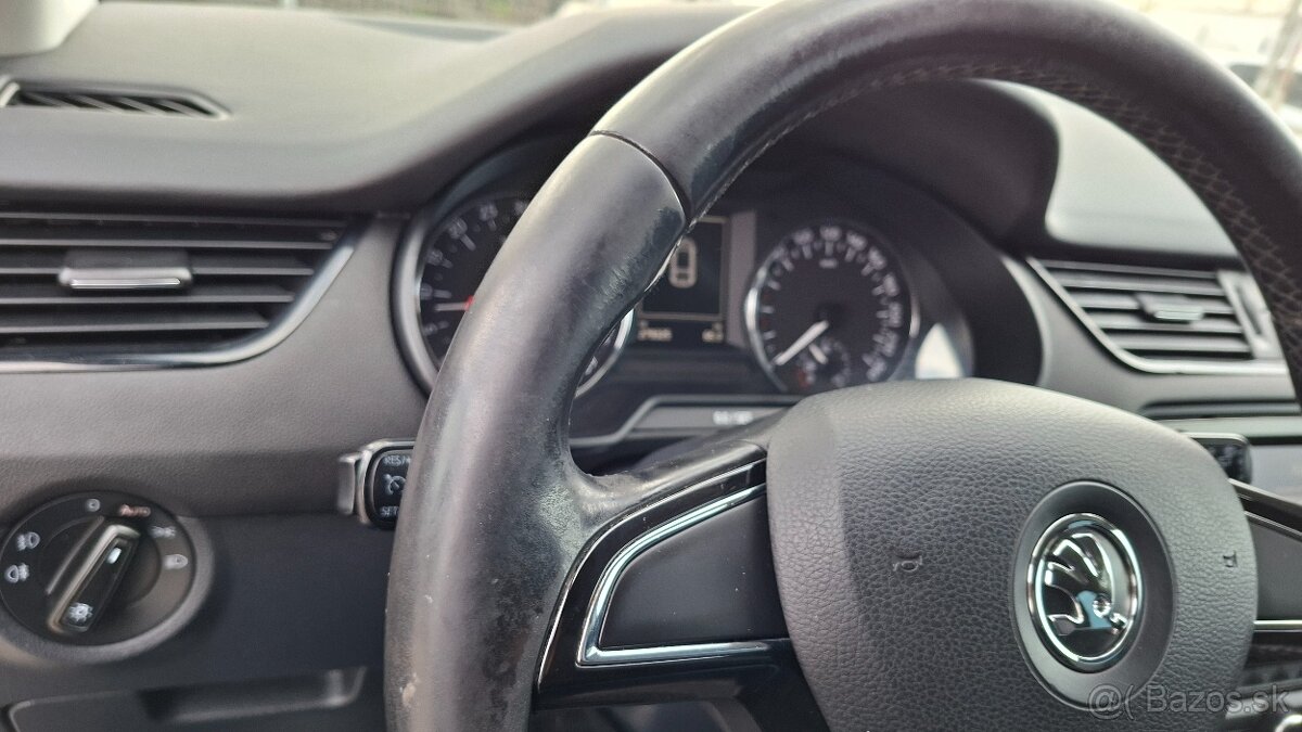 ŠKODA OCTAVIA COMBI 2.0 TDI.4X4 - 16