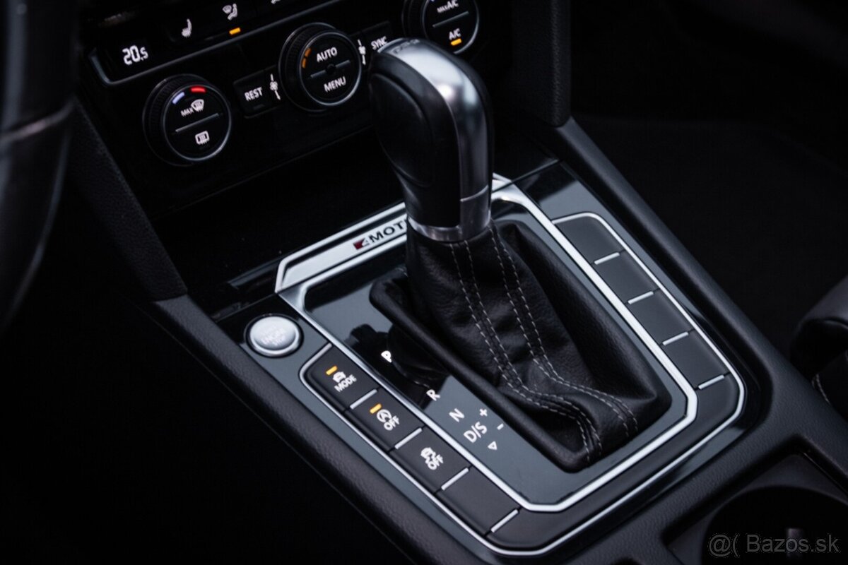 Volkswagen Passat Variant 2.0 BiTDI R-Line 4MOTION DSG - 16