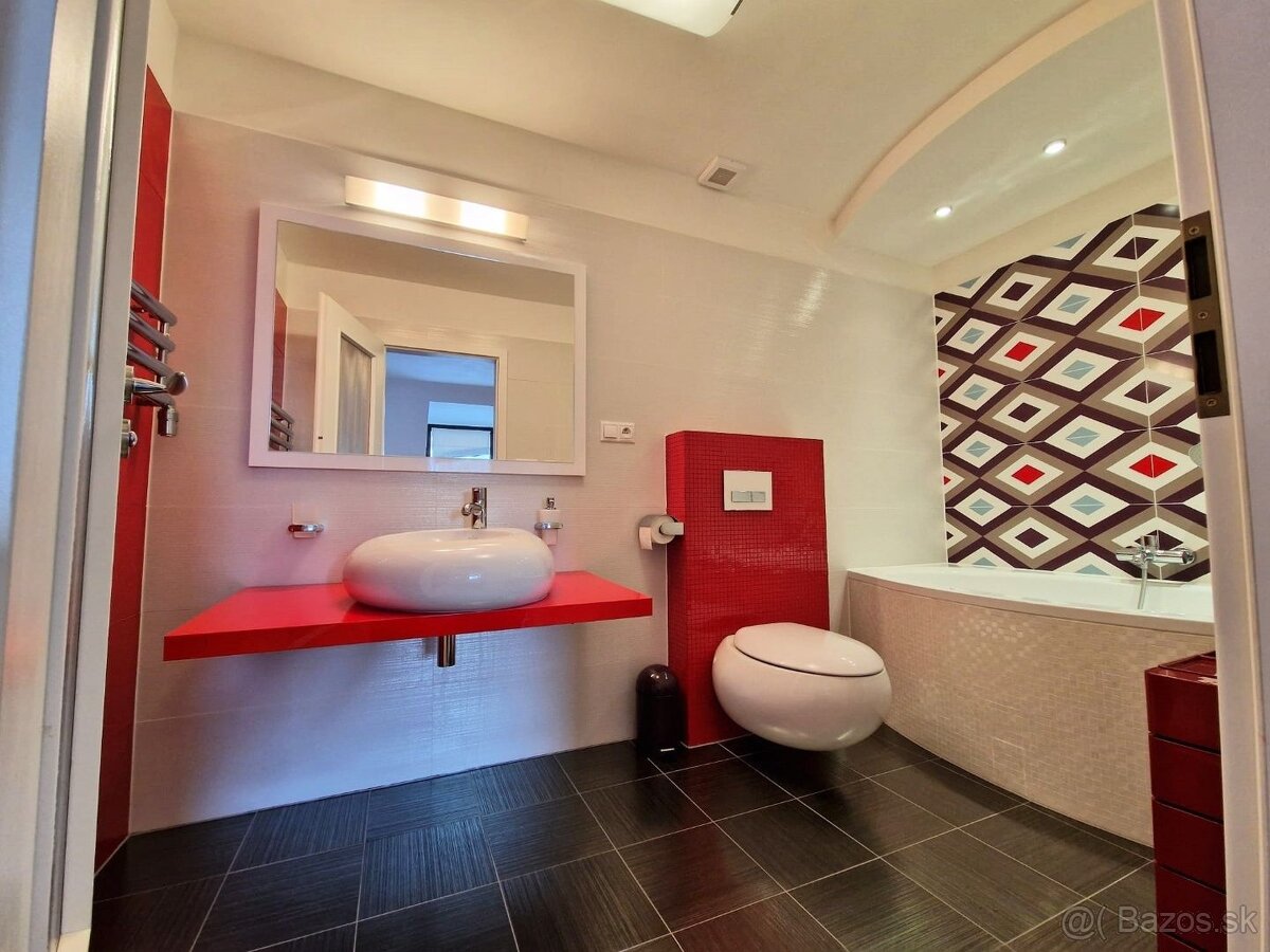 REZERVOVANÉ/ 3 izbový luxusne zariadený veľkorysý apartmán - 16