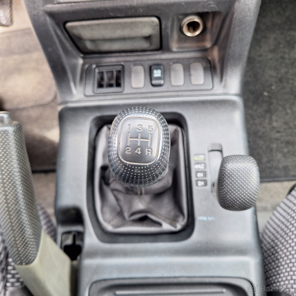 Mitsubishi Pajero 2.5 TD GL 4X4 - 16