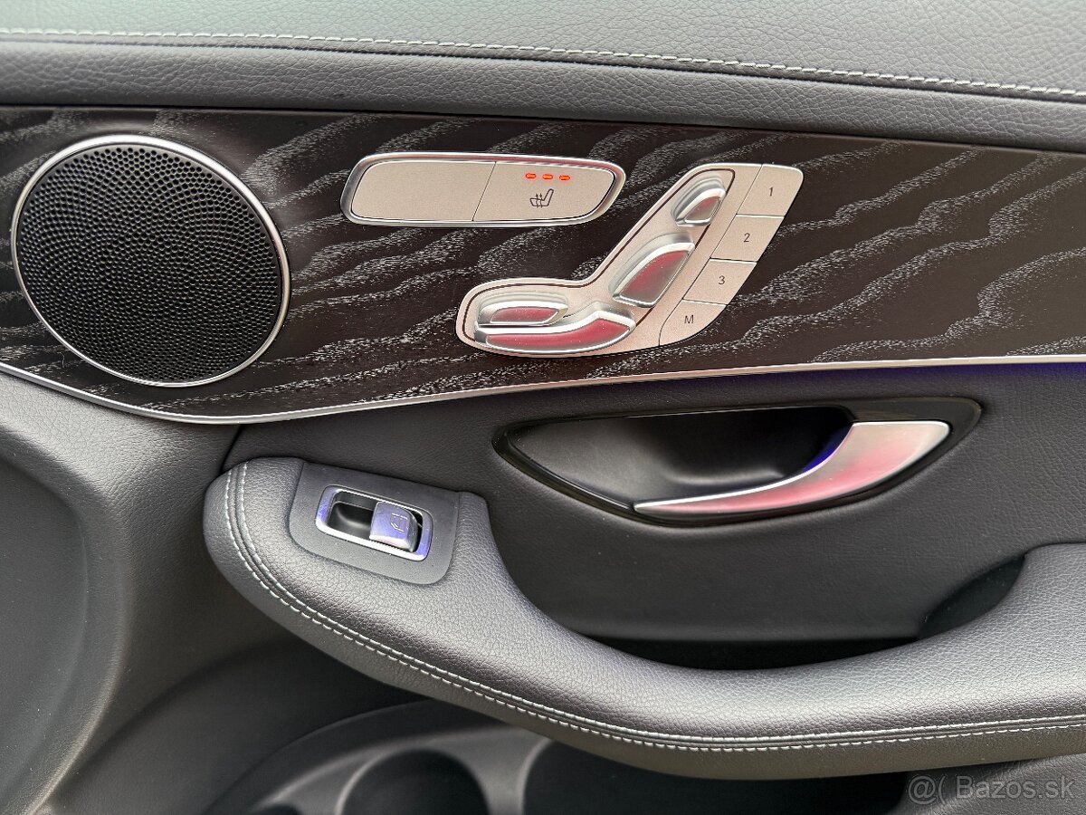 Mercedes-Benz GLC SUV 220 d 4MATIC A/T - 16