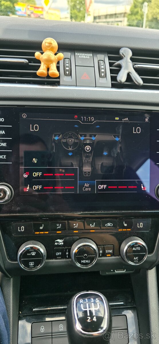 Škoda Octavia rv.2019 LED,NAVI,ACC,,AMBIENT,,VIRTUAL COCPIT - 16