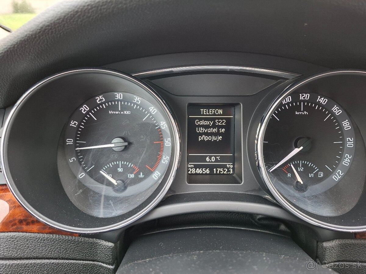 Škoda Superb Combi 2.0 TDI - 16