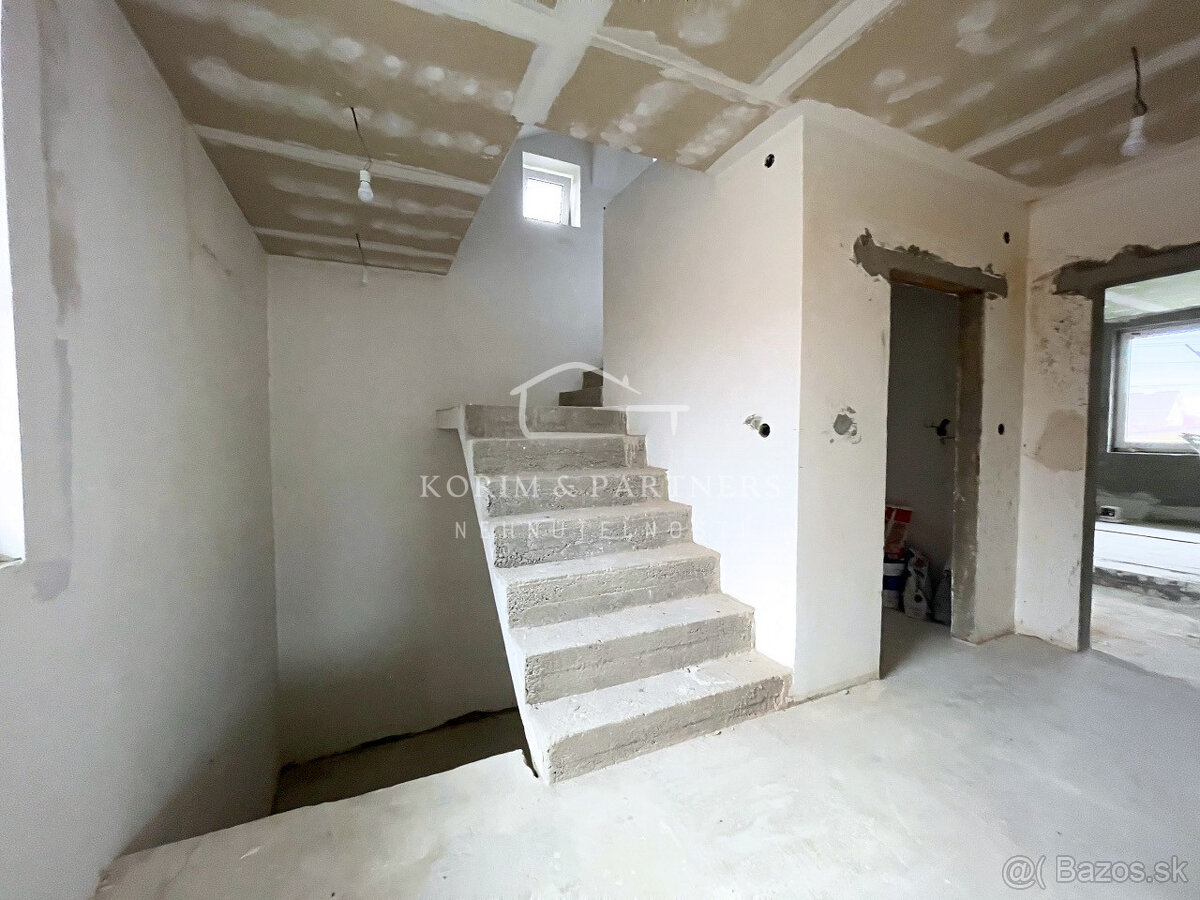 NOVÁ CENA Nadštandardný rodinný dom so začatou rekonštru - 16