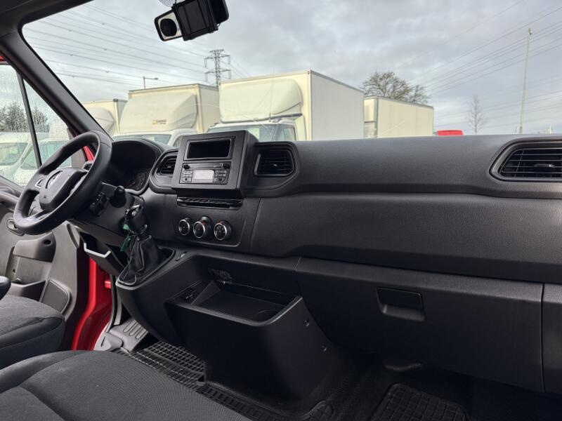 Prodám Renault Master 2.3DCi,120kw,8p,čelo,klima, - 16