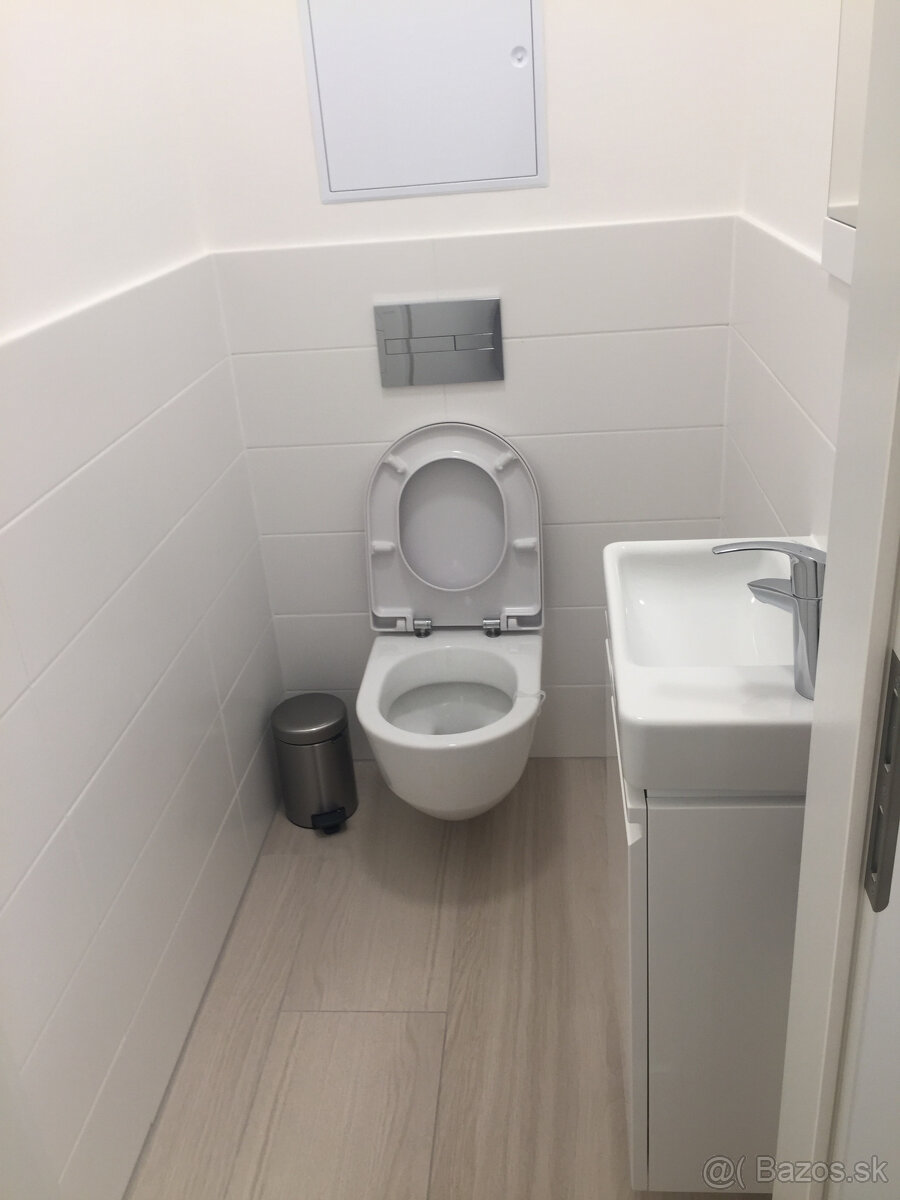 Prenájom štýlového 4-izbového bytu v projekte STEIN s dvomi - 16