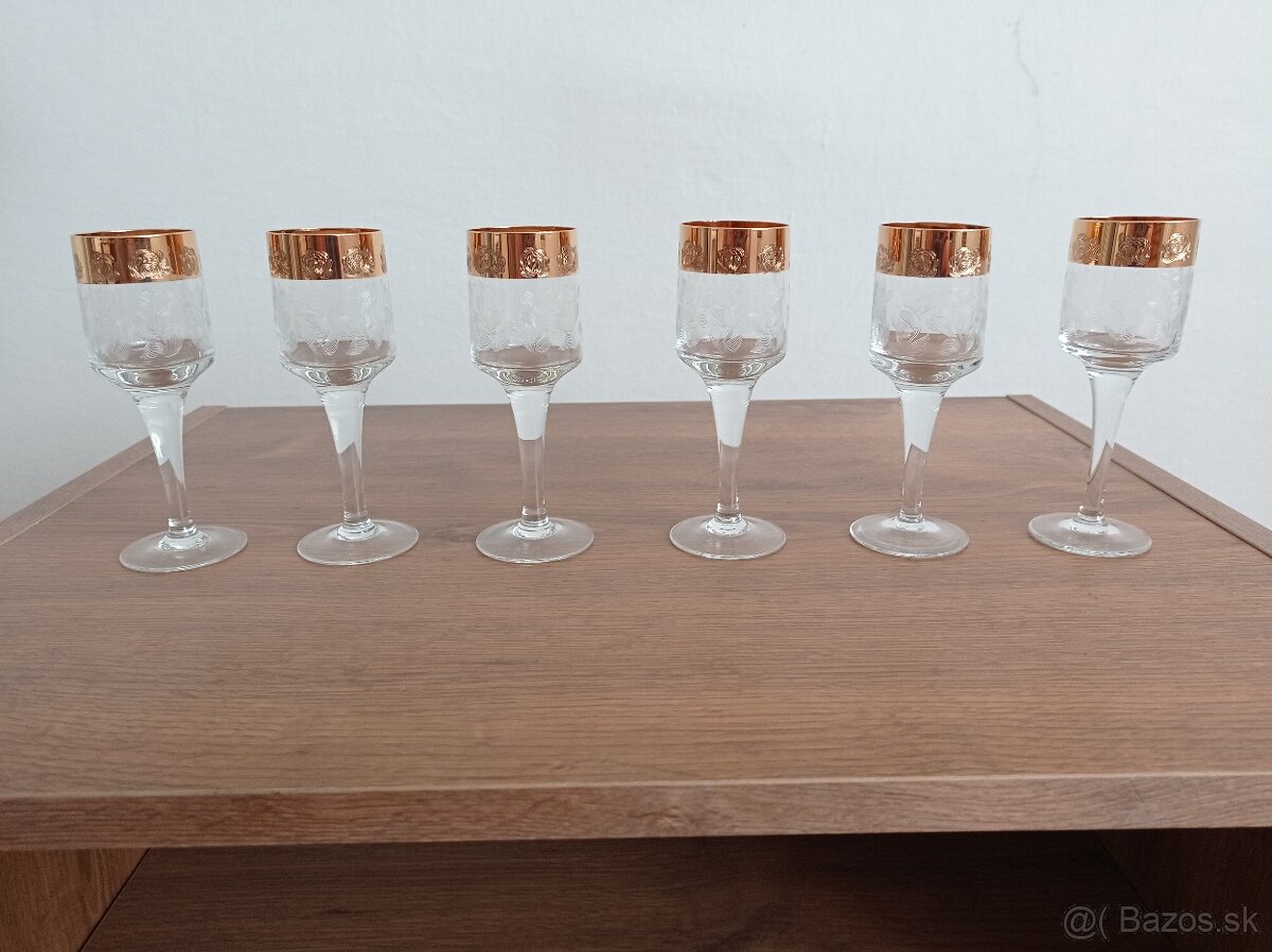 Rôzne retro sada sklenených pohárov - 16