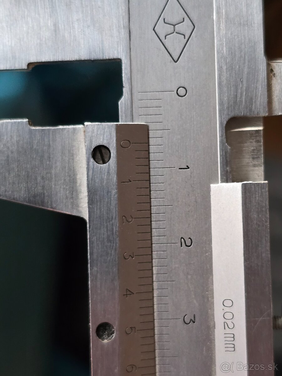 Predám zimné pneumatiky 215 /60/R17 - 16