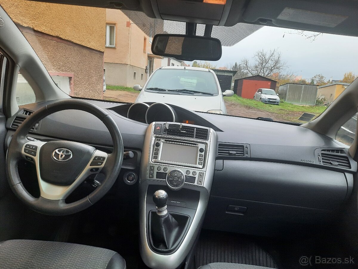 TOYOTA VERSO 1.8Lit VALVEMATIC PREMIUM PANORAMA - 16