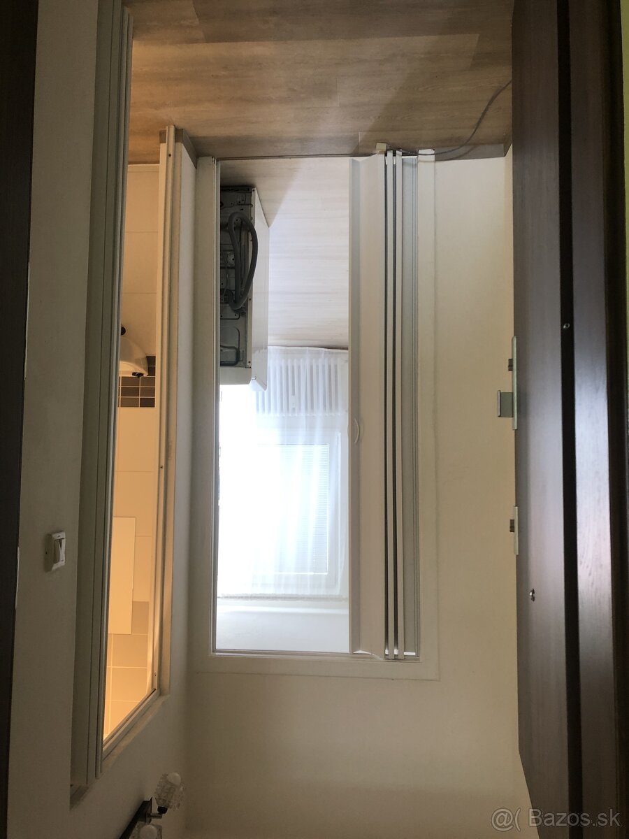 Prenajmem zrekonštruovaný svetlý 1-izbový byt v Skalici - 16