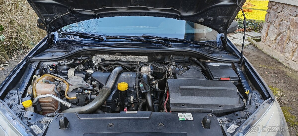 PREDAM RENAULT Laguna III - 16