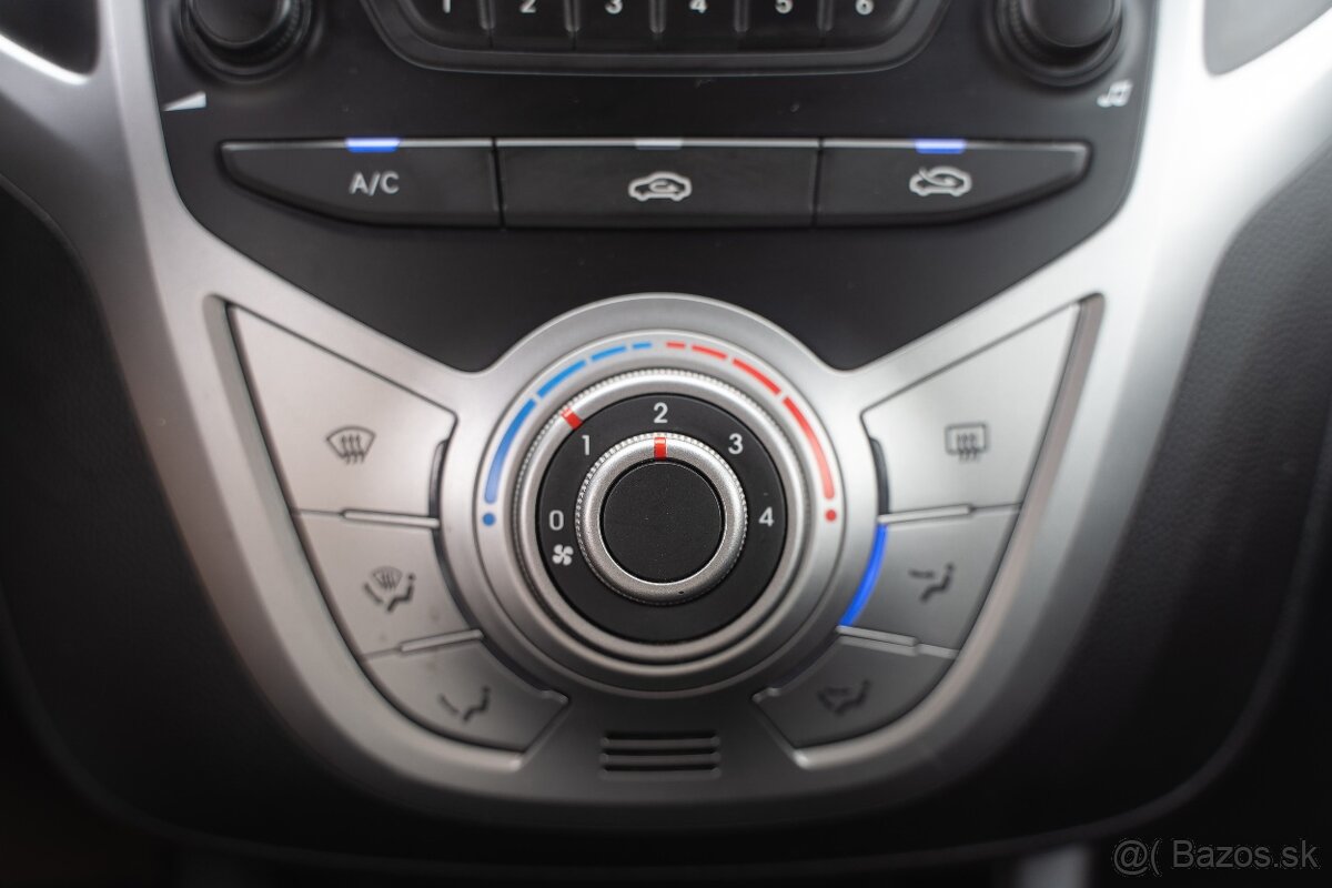 Hyundai ix20 1.4 CRDi, 78k, 6st., Klíma, Po servise - 16