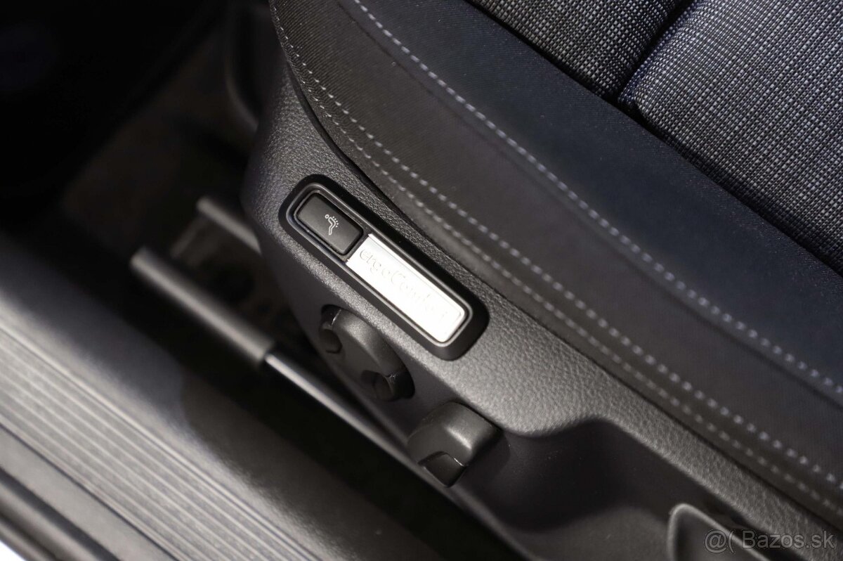 Volkswagen Passat B8 Variant 2.0 TDI 147kW DSG automat - 16