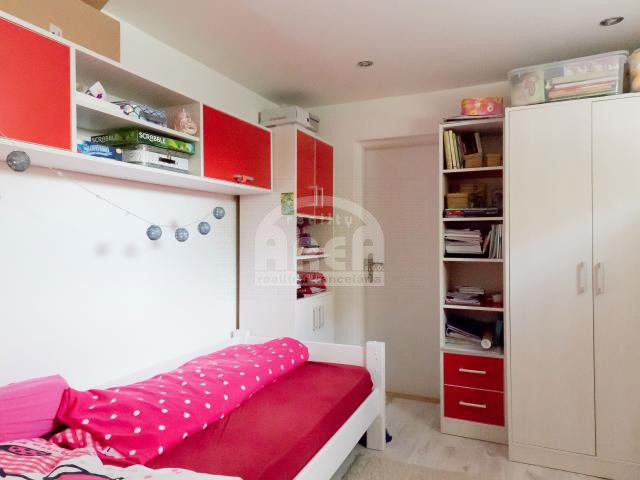 Komerčná budova s 2-izbovým bytom vo Vranove nad Topľou - 16