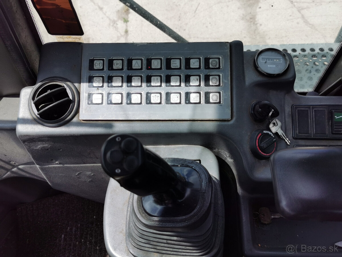 Prodám kolový nakladač LIEBHERR L564 - 16