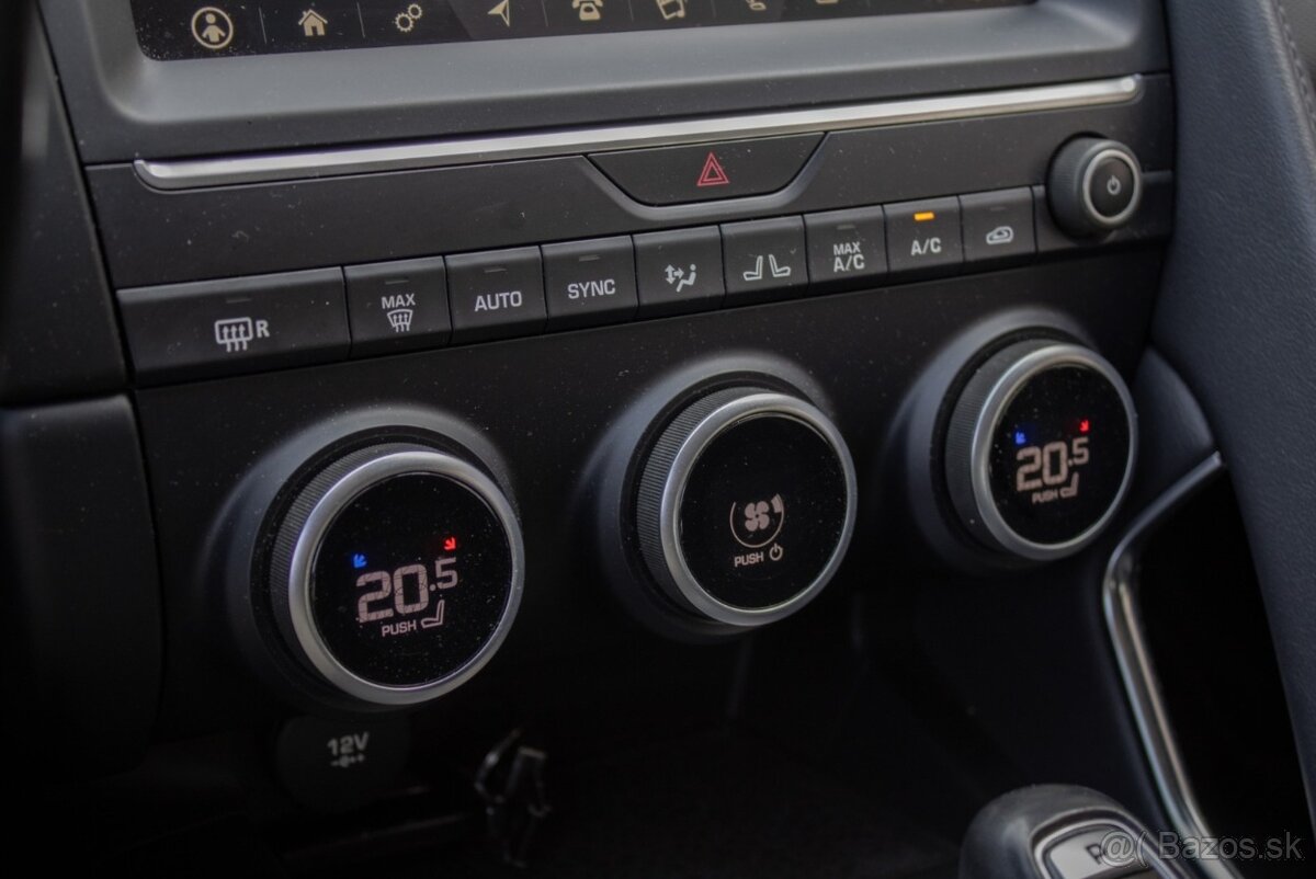 JAGUÁR E-Pace 2.0 I4 Standard AWD A/T - 16